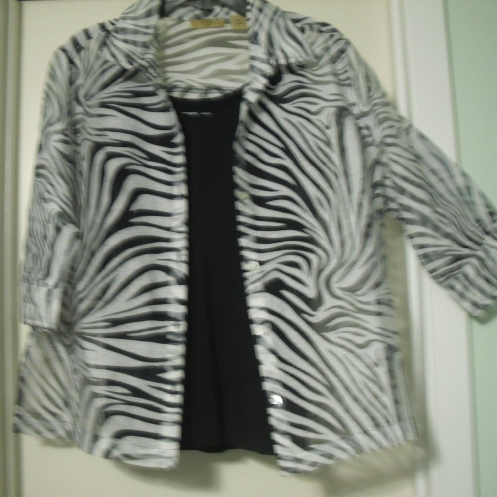 Black and white Zebra pattern blazer